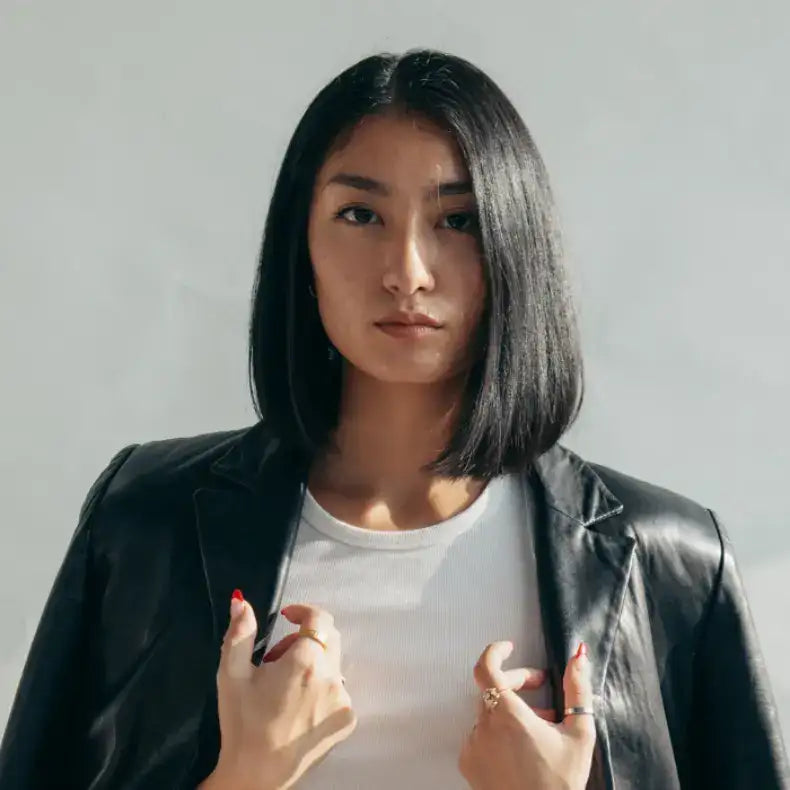 femme jeune ceo de la boutique en ligne la couverture