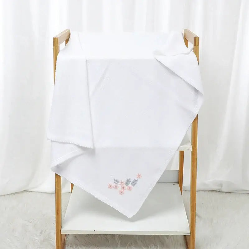 Couverture Brodée Bébé